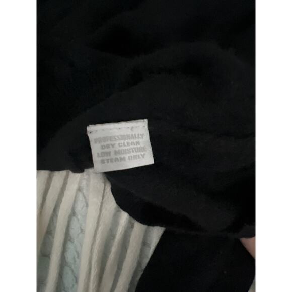 Charter Club 2-Ply 100% Cashmere Crewneck Sweater Black Size M - Picture 4 of 6